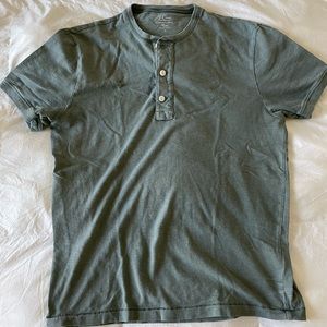 J. Crew mens short sleeve henley, garment dyed